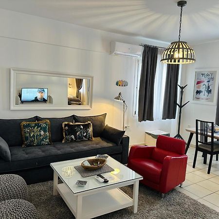 Gianna'S Apartment Central Aigio Cozy And Shining Exterior foto