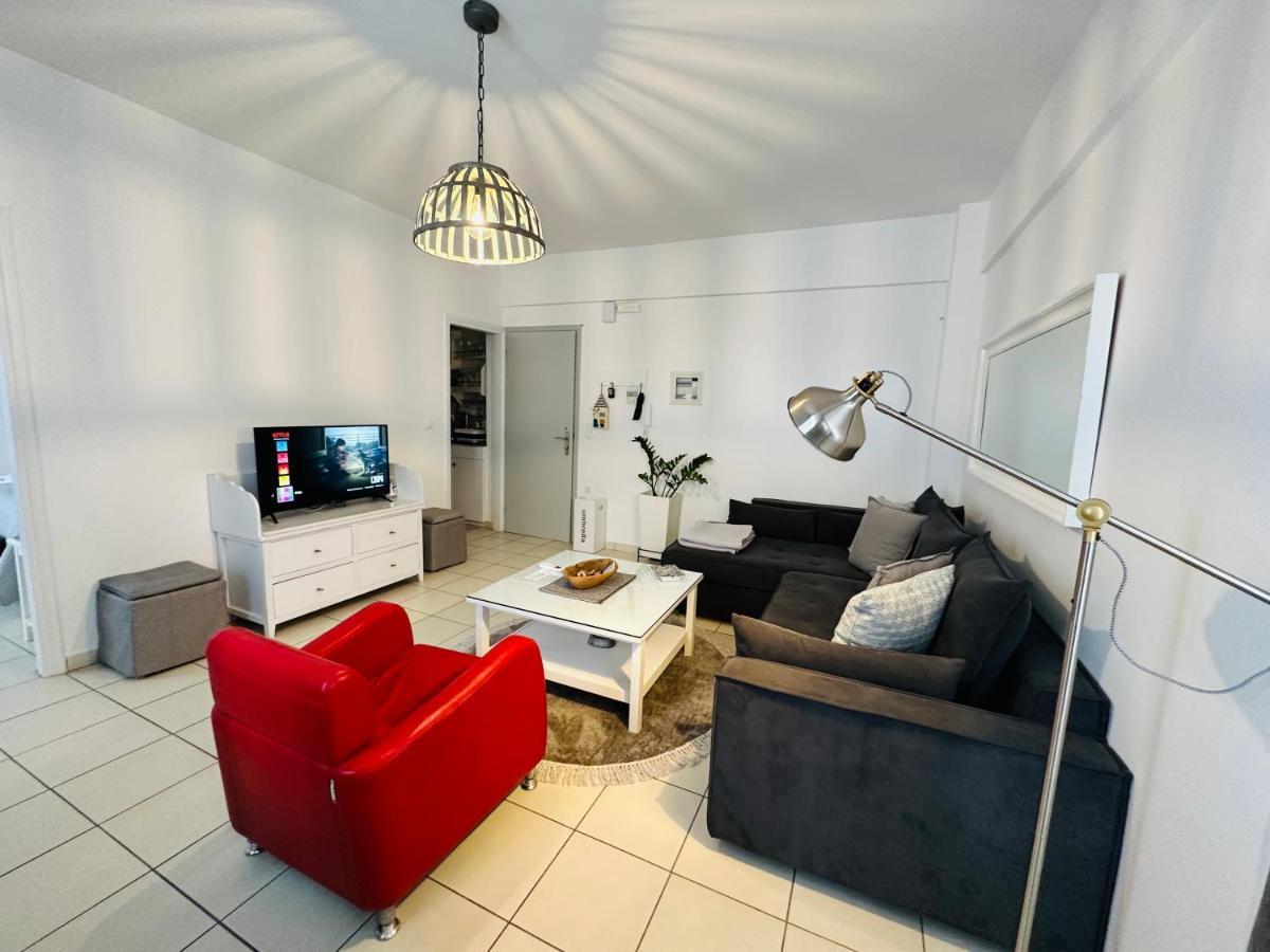 Gianna'S Apartment Central Aigio Cozy And Shining Exterior foto