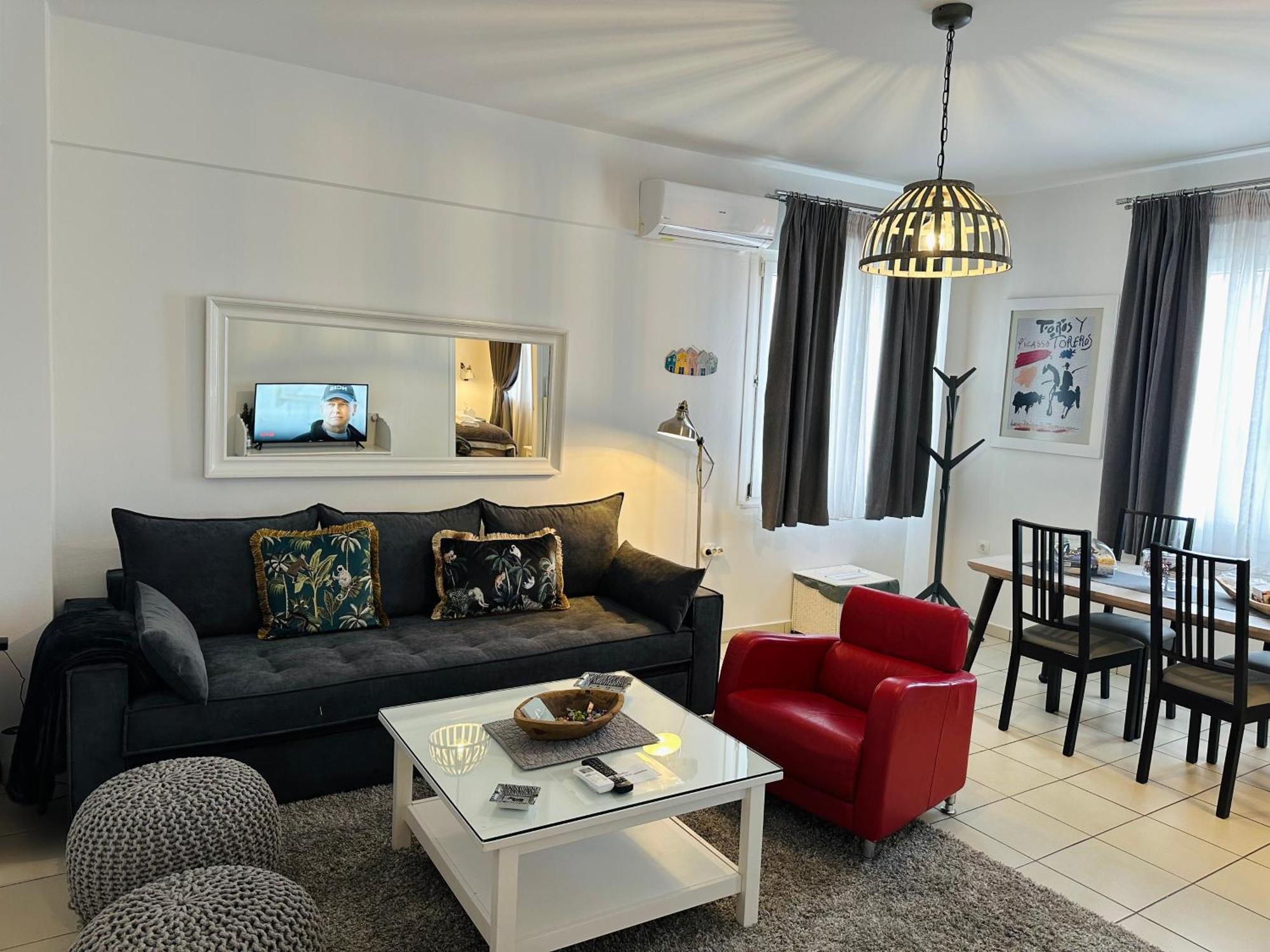 Gianna'S Apartment Central Aigio Cozy And Shining Exterior foto